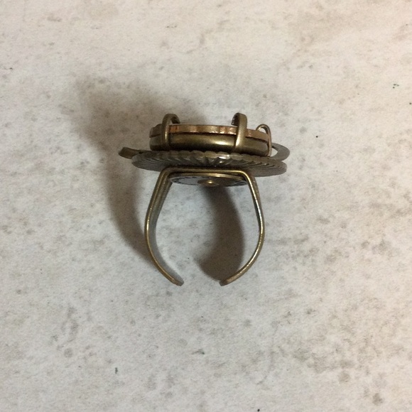 Egyptian style swirl adjustable ring - Picture 4 of 8